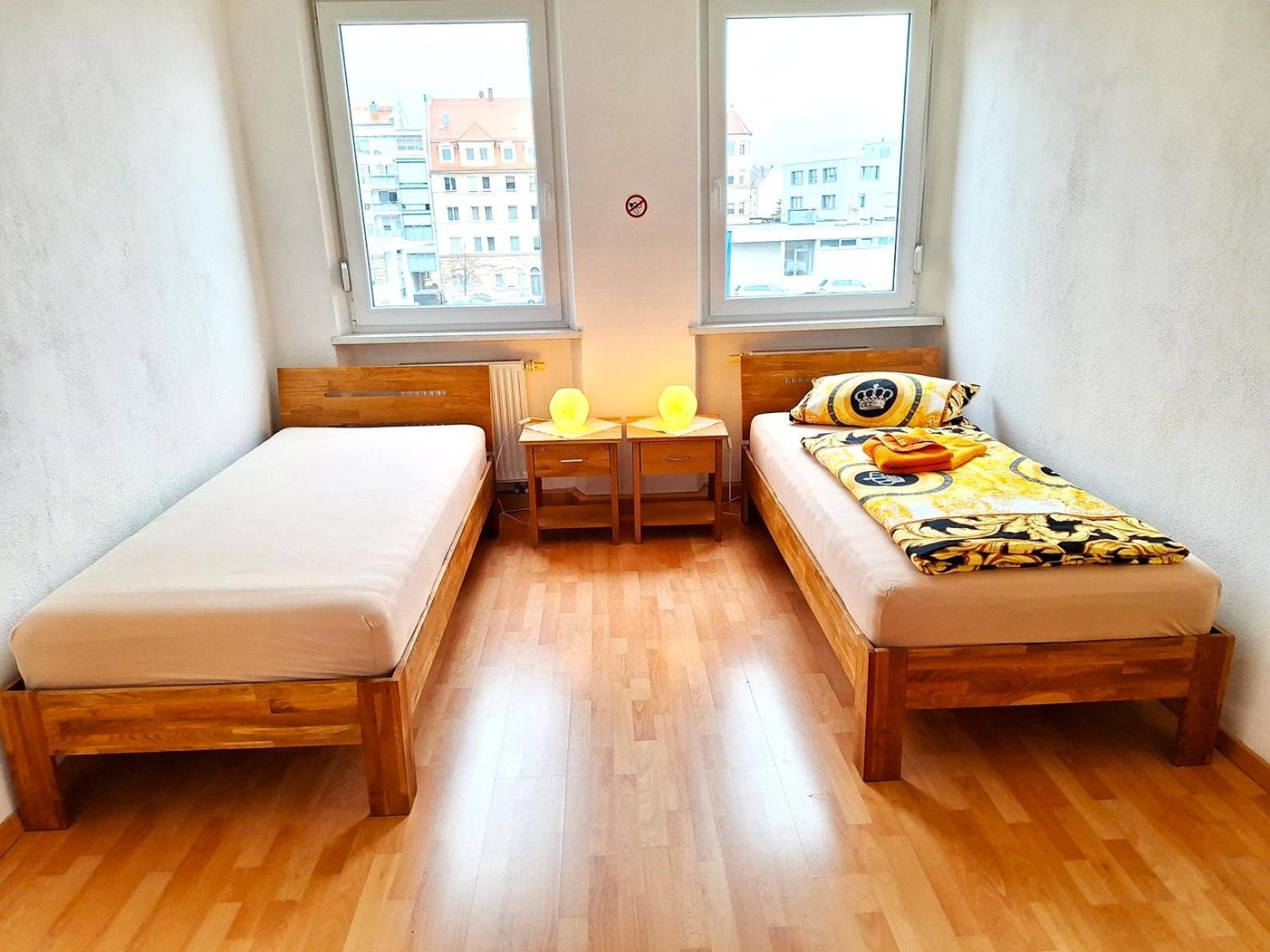 Apartment Private With Direct Subway Entrance Fuerth