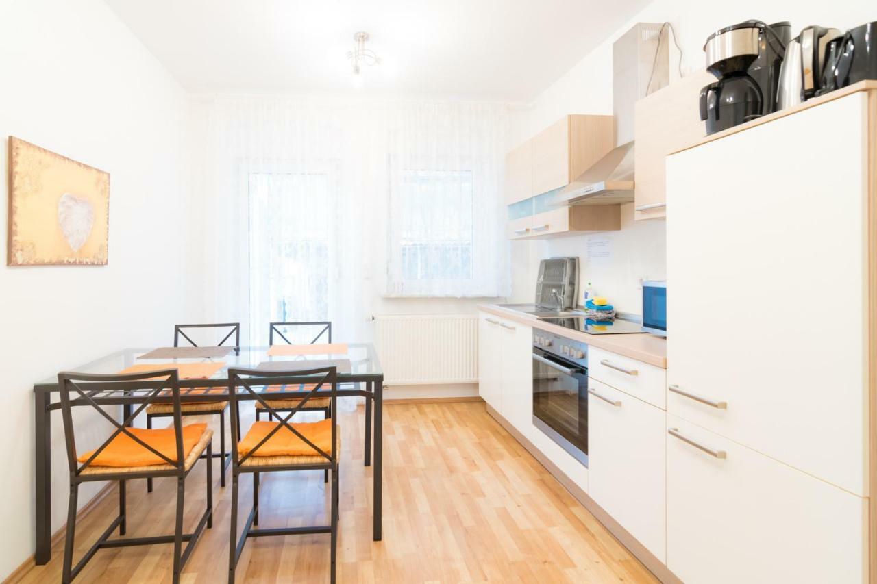 Private With Direct Subway Entrance * Fuerth