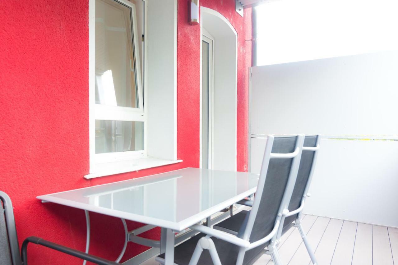 Private With Direct Subway Entrance Apartment