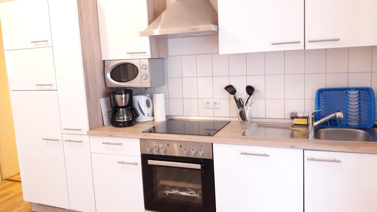 Private With Direct Subway Entrance Fuerth